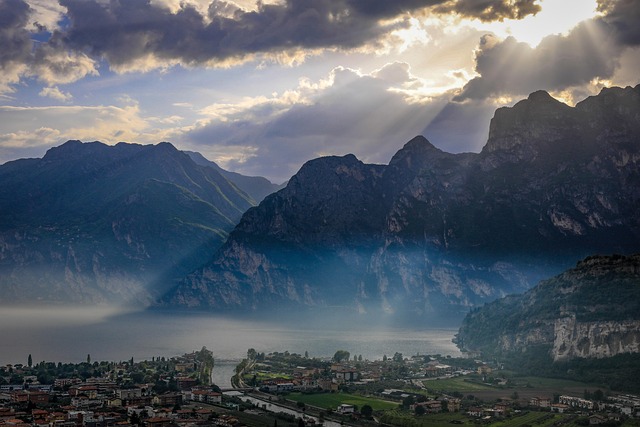 Majestic landscape vista with clear water and mountains